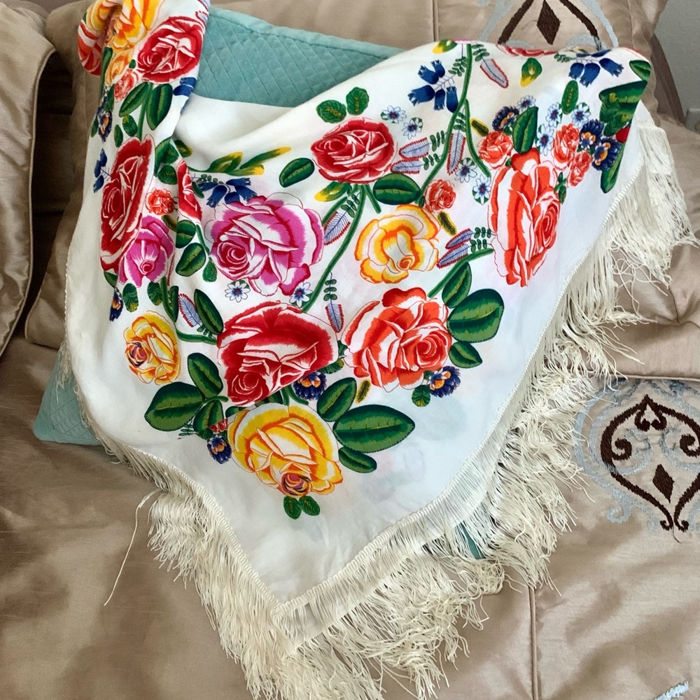 Echo Floral Embroidered Fringe Shawl